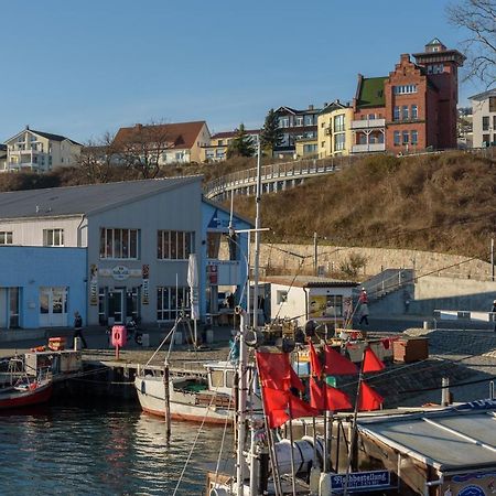 Historische Seelotsenstation Sassnitz Bagian luar foto