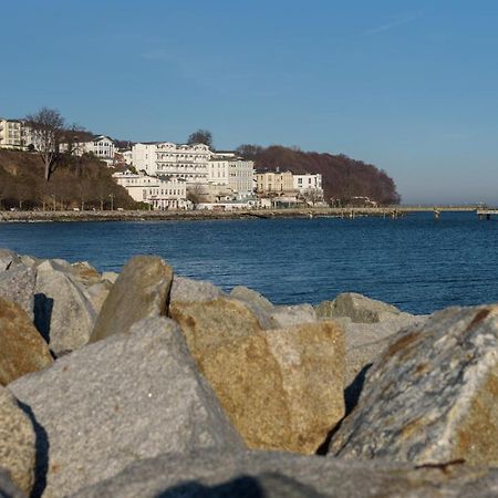 Historische Seelotsenstation Sassnitz Bagian luar foto